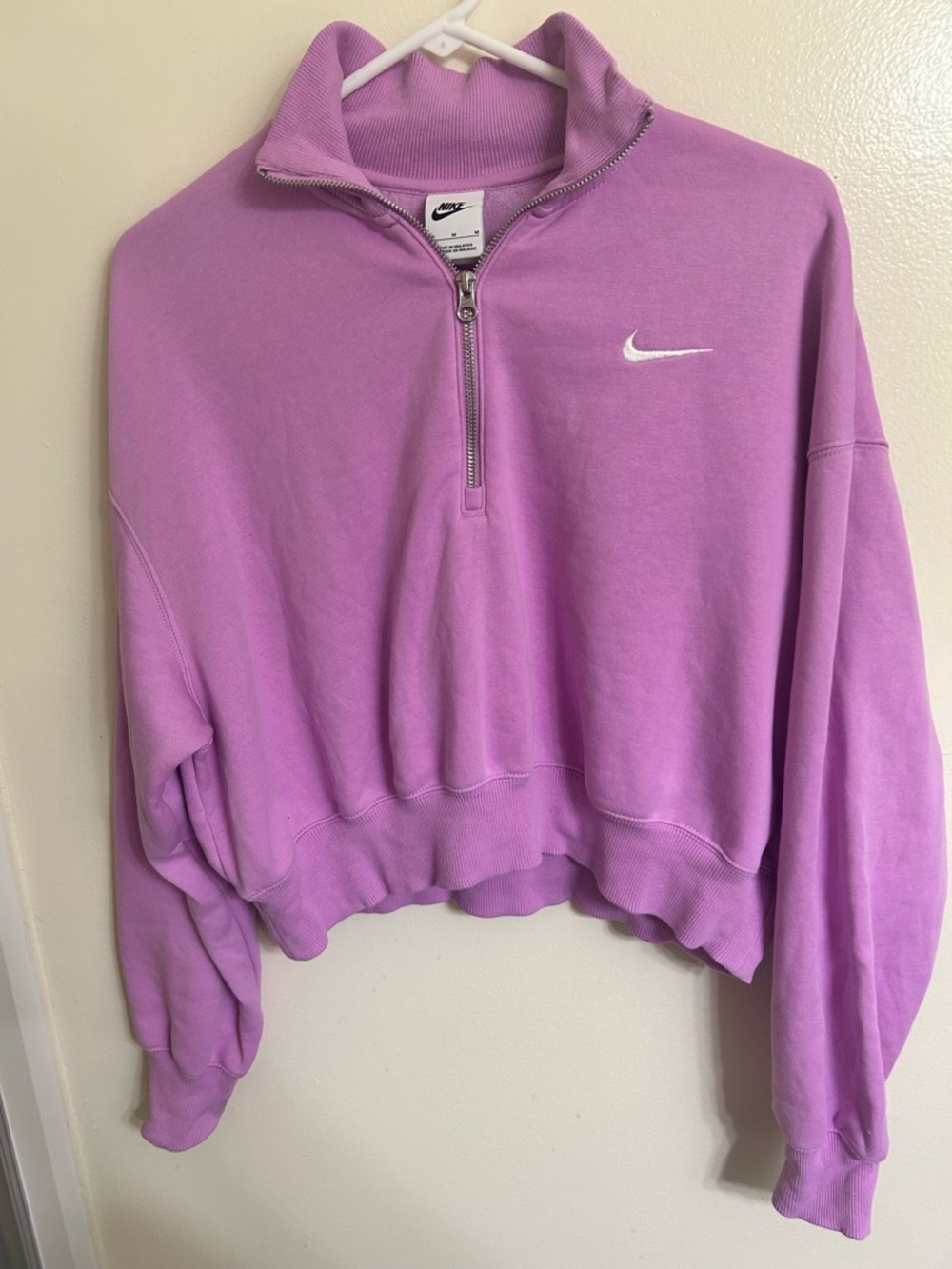 Nike Women’s Lavender Half-Zip Cropped Sweatshirt